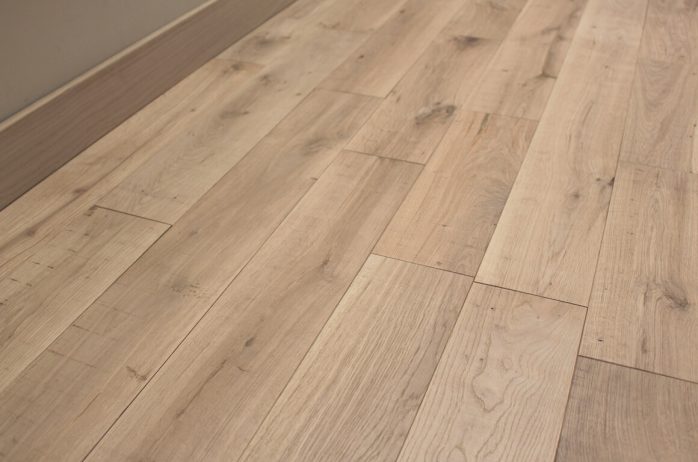 Parquet chêne finition brut de sciage huilée