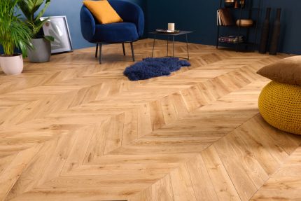 Parquet Point de Hongrie - Chêne massif - 18 x 90 mm - Naturel